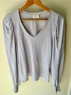 Nation LTD Pale Gray V-Neck Puff Sleeve Long Sleeve Top